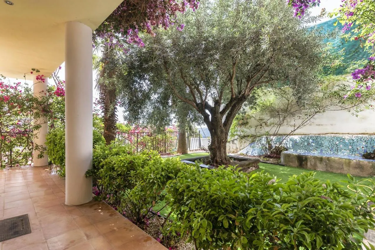 Spacious Villa With Sea View In Olivella + Private Pool