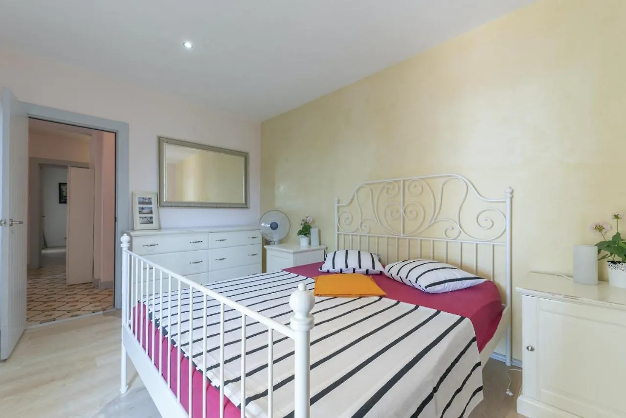 Spacious Villa With Sea View In Olivella + Private Pool